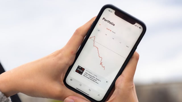 Robinhood's Newest Feature Lets You Order Cash Like Takeout