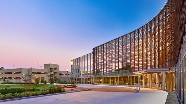 Rexford Q4 Loss Vs. Core FFO — Which Number Tells The Real Story