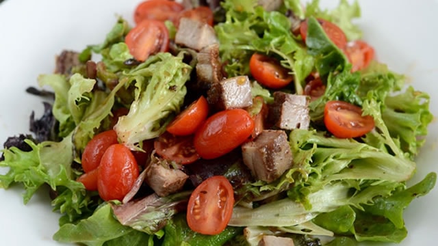 Sweetgreen Analysts Cut Their Forecasts After Weak Q3 Results