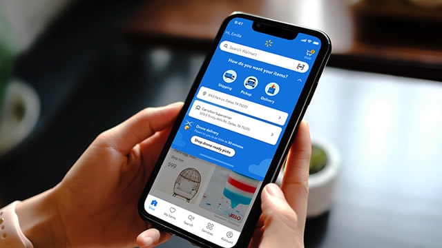 Walmart's Retail Wave: Grocery's Edge, In-Store Traffic & WMT Options Trade