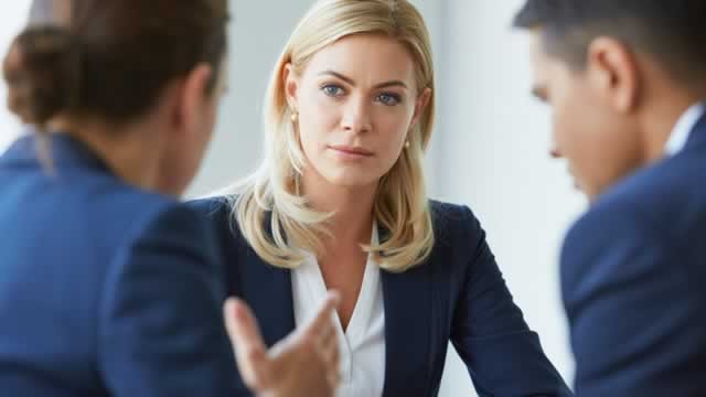 Worried about S&P 500, will go up in 2026 but not by much, says Robinhood's Stephanie Guild