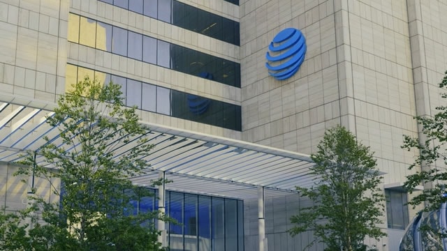 AT&T is directing more managers to relocate or face layoffs