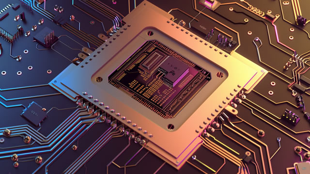 Tech's market moves and AI momentum, Qualcomm CEO, Trump's trade deals latest