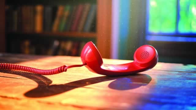 Don't Fight the AI Bubble. Even Cisco Eventually Won.