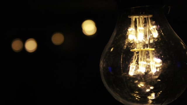 Exelon Powers Up As Defense Stock Hits New High