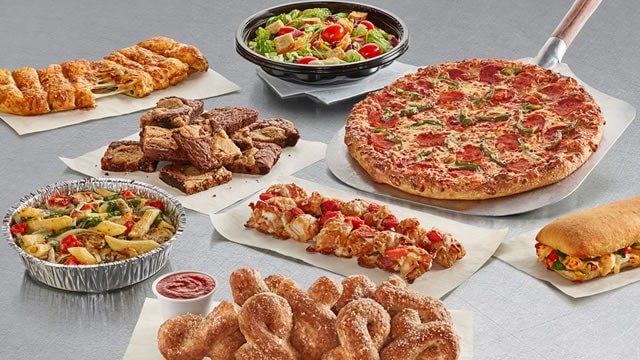 Domino's Pizza Faces Tough Comps Ahead Of Q4: Analyst