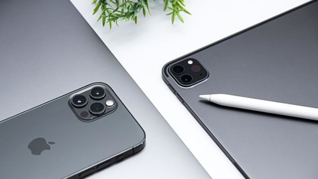 Apple's stock can climb 35% this year — if these four scenarios play out