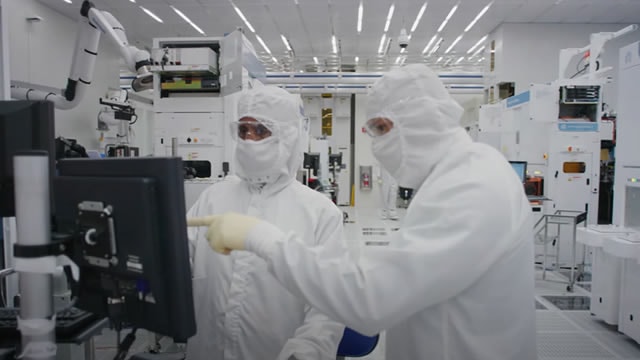 Applied Materials stock forms a rare bullish pattern ahead of earnings