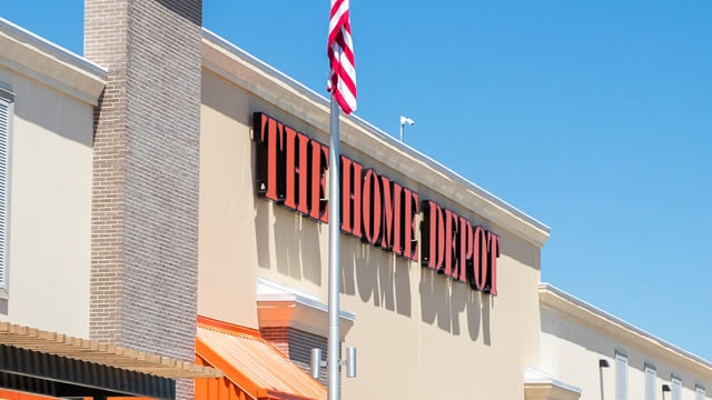 Home Depot Stock Red-Hot as Earnings Loom
