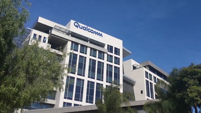 Chipmaker Qualcomm unveils $20 billion stock buyback program