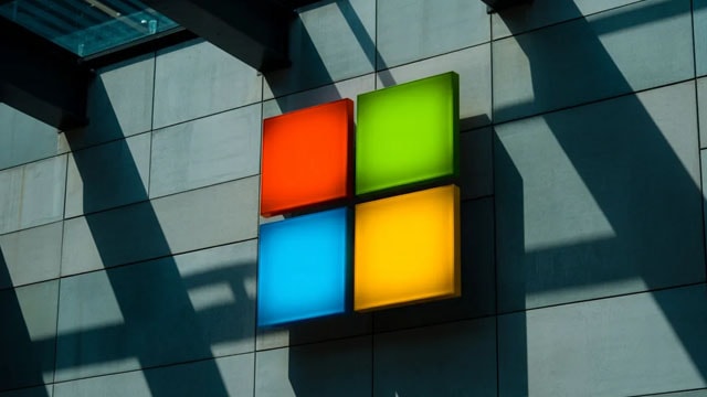 The Curious Case Of Microsoft As Shares Slide Below Key Level; Is Microsoft A Sell Now?