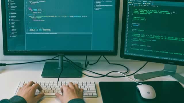 AAPL Not Running AI Race Paying Off? iPhone & Google Gemini Add Tech Muscle