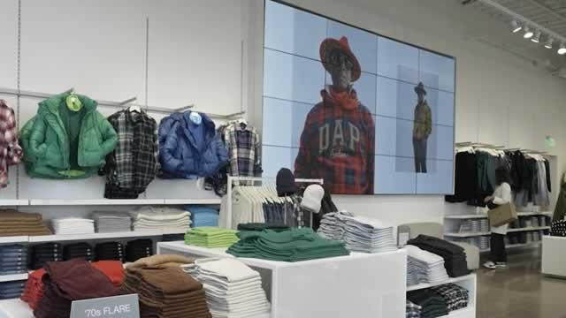 Gap shares fall on earnings miss despite continued sales growth