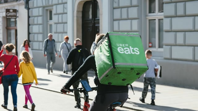 Uber Eats launches AI cart assistant for grocery delivery