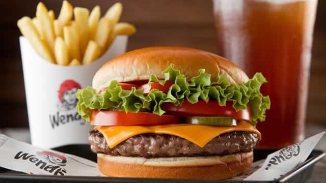 Wendy's cuts profit outlook as U.S. sales stay weak. Its stock heads for a 5-year low.
