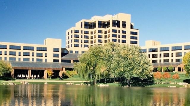 UnitedHealth Stock Up 1.7% After Key Trading Signal, Reversing Early Weakness