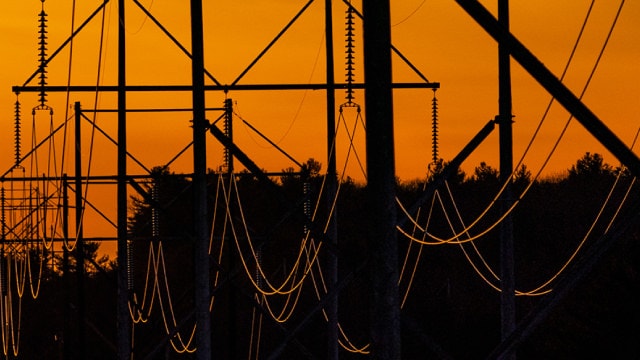 Bloom Energy stock's Oracle-driven surge is an 'overreaction': find out more