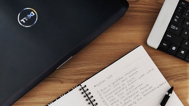 Signal Says "Buy the Dip" on This Struggling Tech Stock