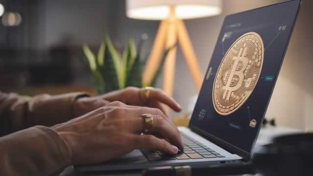 Ray Dalio critiques Bitcoin's safe-haven status, favors gold