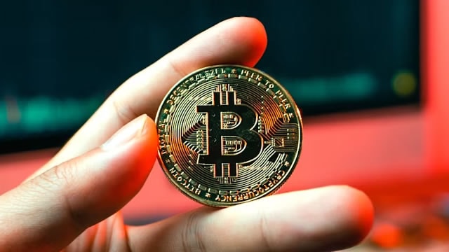 Bitcoin and gold worst-performing major assets in 2026 amid liquidity squeeze