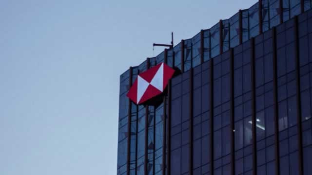 HSBC to pay about $300 million to settle French tax probe, Bloomberg News reports