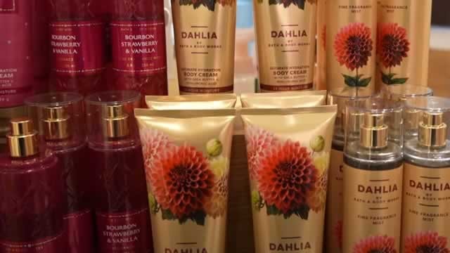 Bath & Body Works tops fourth quarter estimates, shares rise