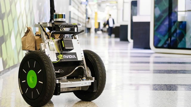 Stock Market Digs In But Dow Jones Lags; Nvidia Earnings, Jobs Report Loom