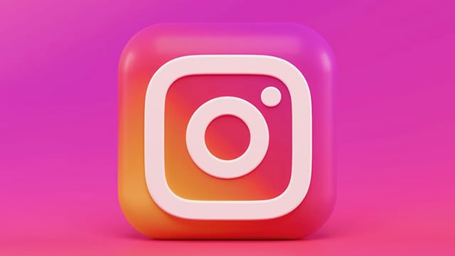 Mixed share reaction to megacap earnings burst, Meta droops