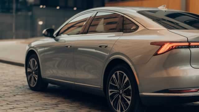 Carvana Stock Is on a Winning Streak Like None It's Ever Seen. It's Up 50% in 12 Days.