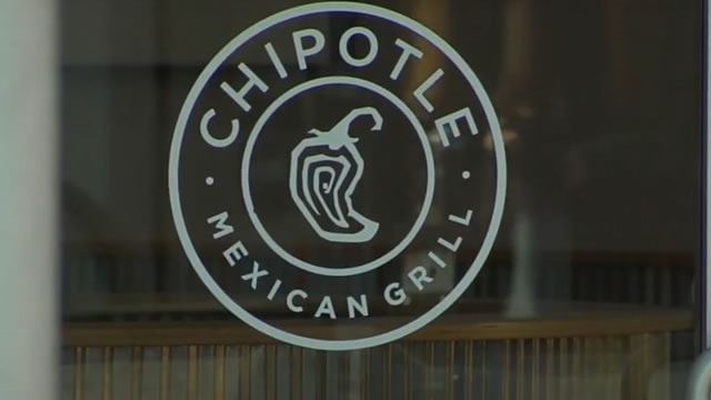 Mizuho Serves Bullish CMG Upgrade, Concerns Still Pile on Chipotle's Plate