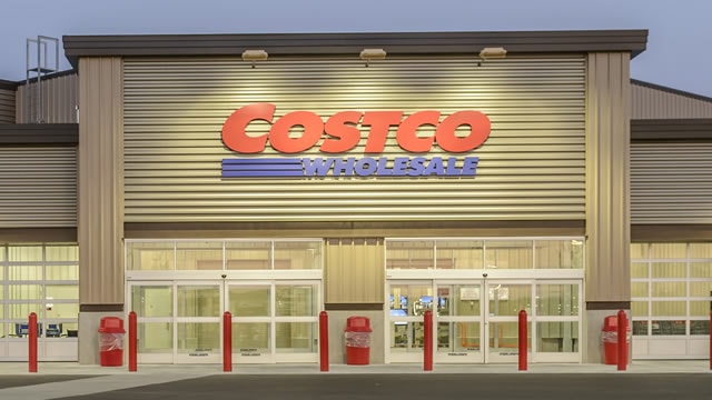 Costco's stock turns negative for the year as U.S. sales trends decelerate
