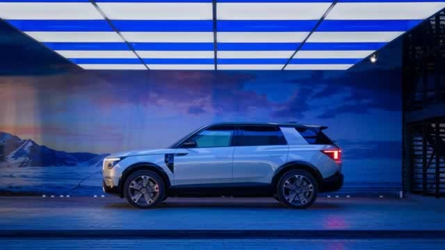 Autoliv Q4 adjusted profit matches expectations, sees 2026 profit margin of around 10.5-11.0%