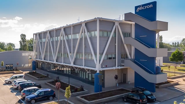 Morgan Stanley Labels This Memory Chip Maker a ‘Top Pick' as Shortage Drives Up Prices