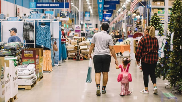 These Analysts Revise Their Forecasts On Lowe's Following Q3 Earnings
