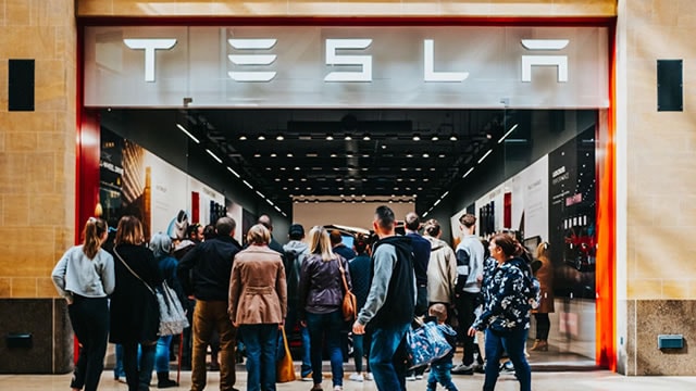 U.S. Regulator Probes Tesla's ‘Mad Max' Mode Over Safety Concerns
