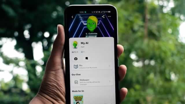 Snapchat no longer rewards fully AI-generated Spotlight content
