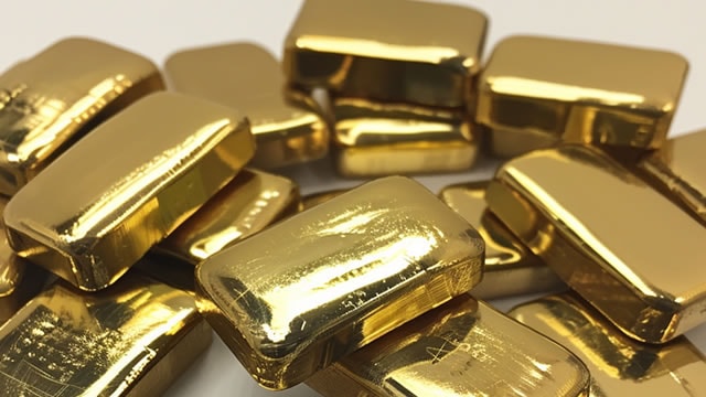 Kinross Gold Q3 earnings beat on higher gold price, analysts boost target