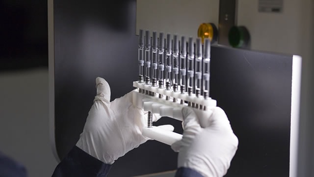 Amgen cholesterol drug cuts risk of first cardiac event by 25%