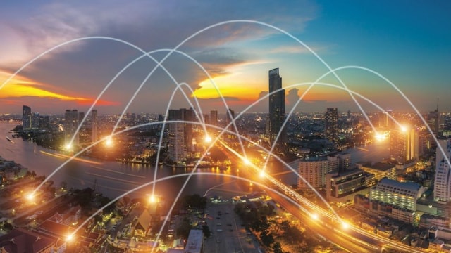 Pinnacle West quarterly profit rises on robust electricity demand