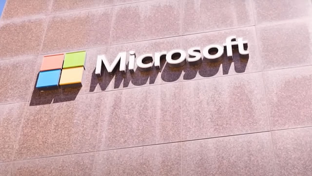 MSFT Earnings Preview: Key Stock Levels & Options Activity