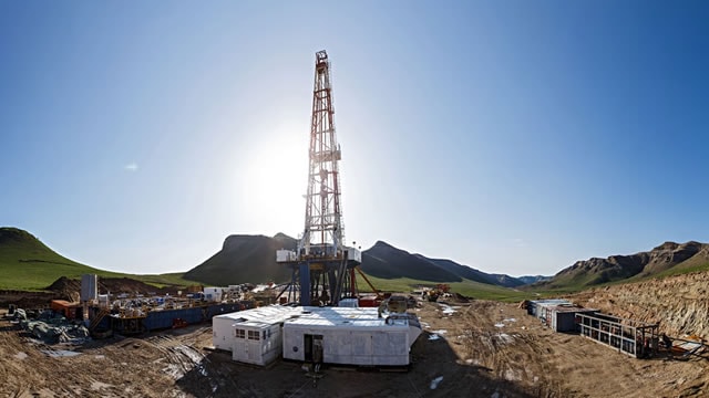 Venezuela to grant more oil drilling blocks to Chevron, Repsol, Bloomberg News reports