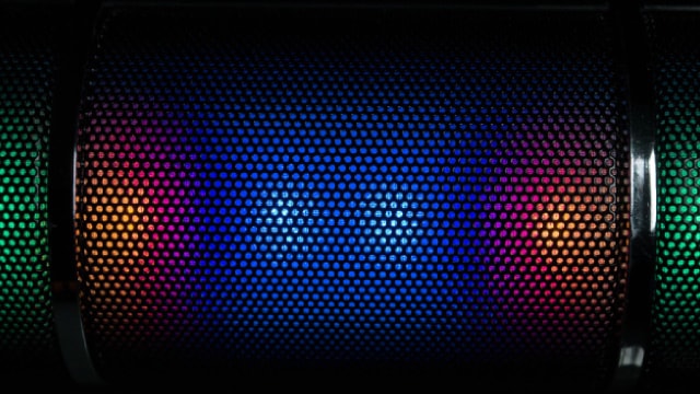 Netflix in talks to license video podcasts from iHeartMedia, report says