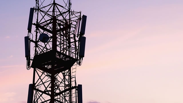 Options Corner: AVGO "Quiet Powerhouse," Earnings Next Week