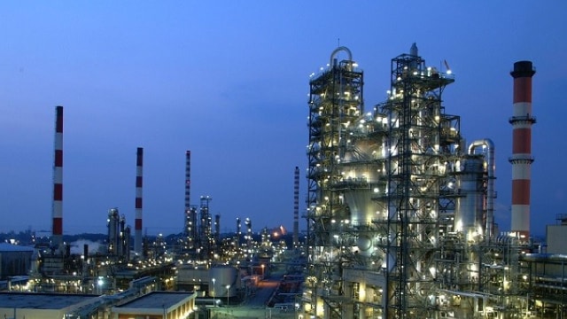 Exxon Mobil Stock Climbs Amid Historic Oil Market Shock