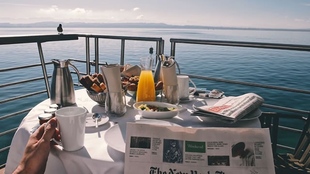 Norwegian shares fall on earnings despite third quarter record revenue