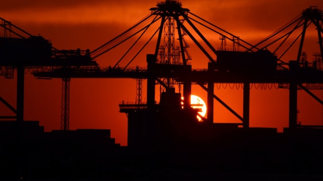 Oil holds above $100 as Trump says America ‘has ammunition and plenty of time' to fight Iran war