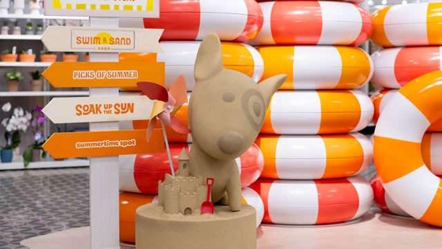 Why Target Stock May Keep Falling Despite a 5% Dividend Yield