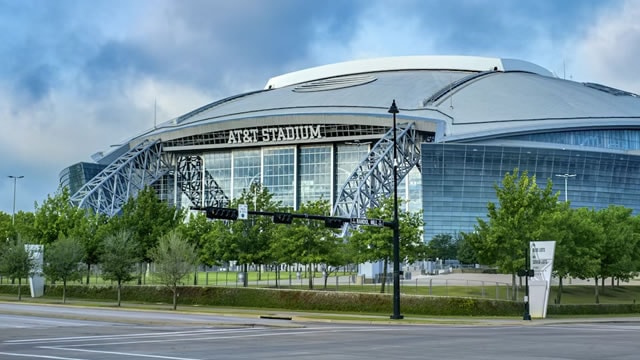 AT&T Stock Can Sink, Here Is How