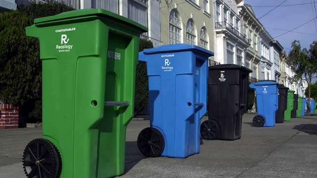 A ‘Junk' Stock Rally? Waste Management Is Beating the Market Over the Past Month.