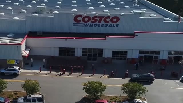 Costco Sets Gas Sales Records as Price-Sensitive Drivers Seek Bargains